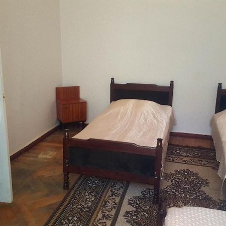 Firuza Hostel Borjomi Eksteriør billede