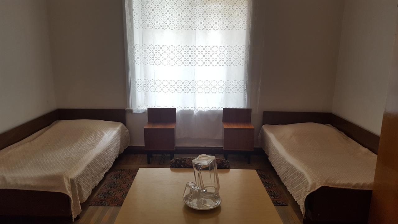 Firuza Hostel Borjomi Eksteriør billede